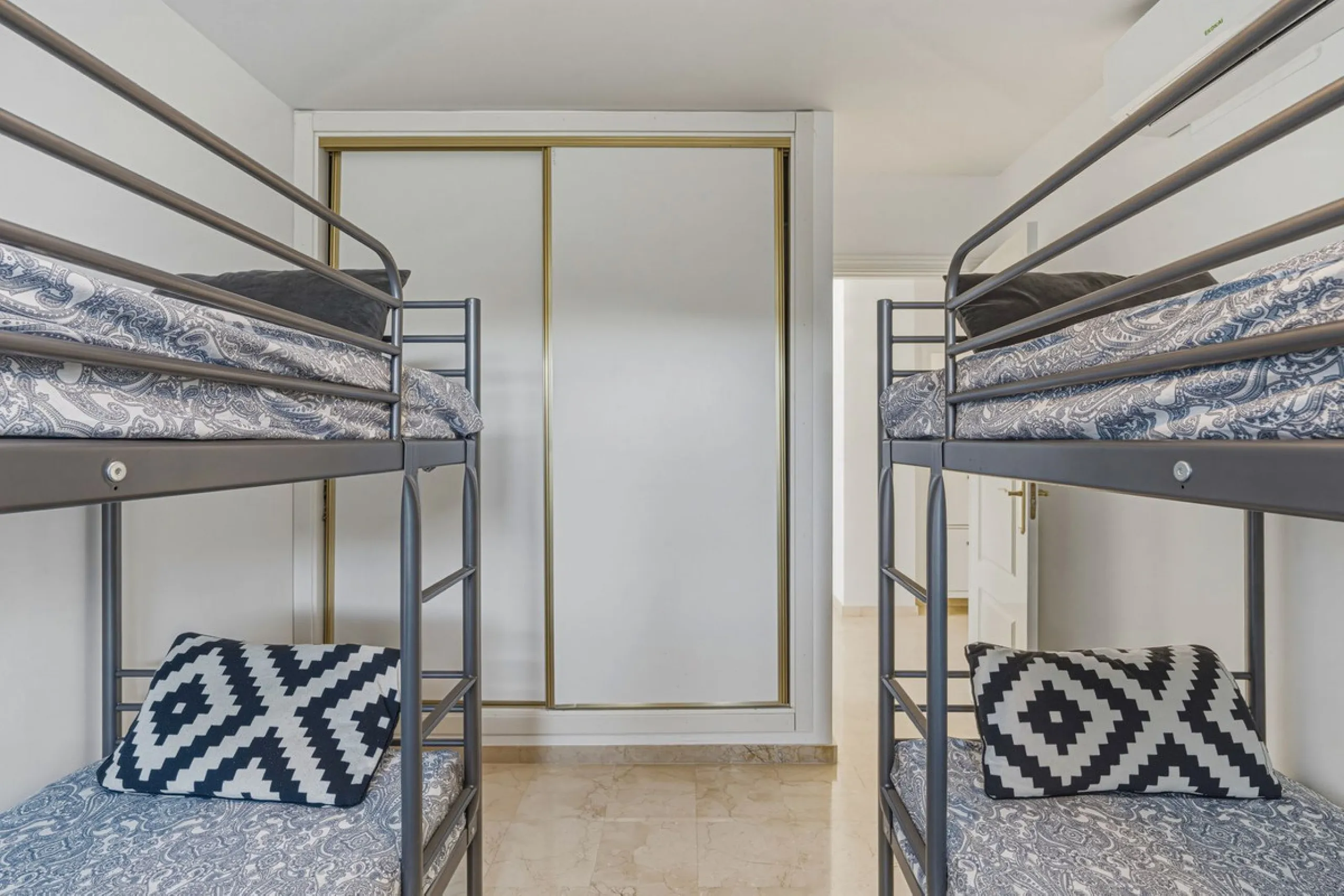 Situated in the sought-after area of Riviera del Sol, Mijas, this well-presented three-bedroom, two-bathroom first-floor apartment offers comfortable coastal living within walking distance of local amenities and the beach.
