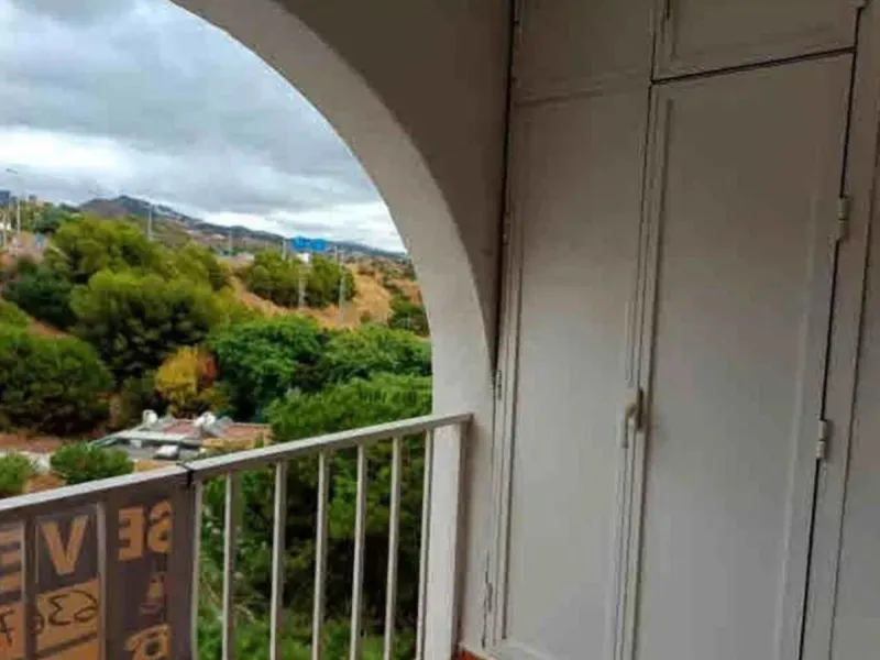 Апартамент средний этаж, Marbella, Costa del Sol
