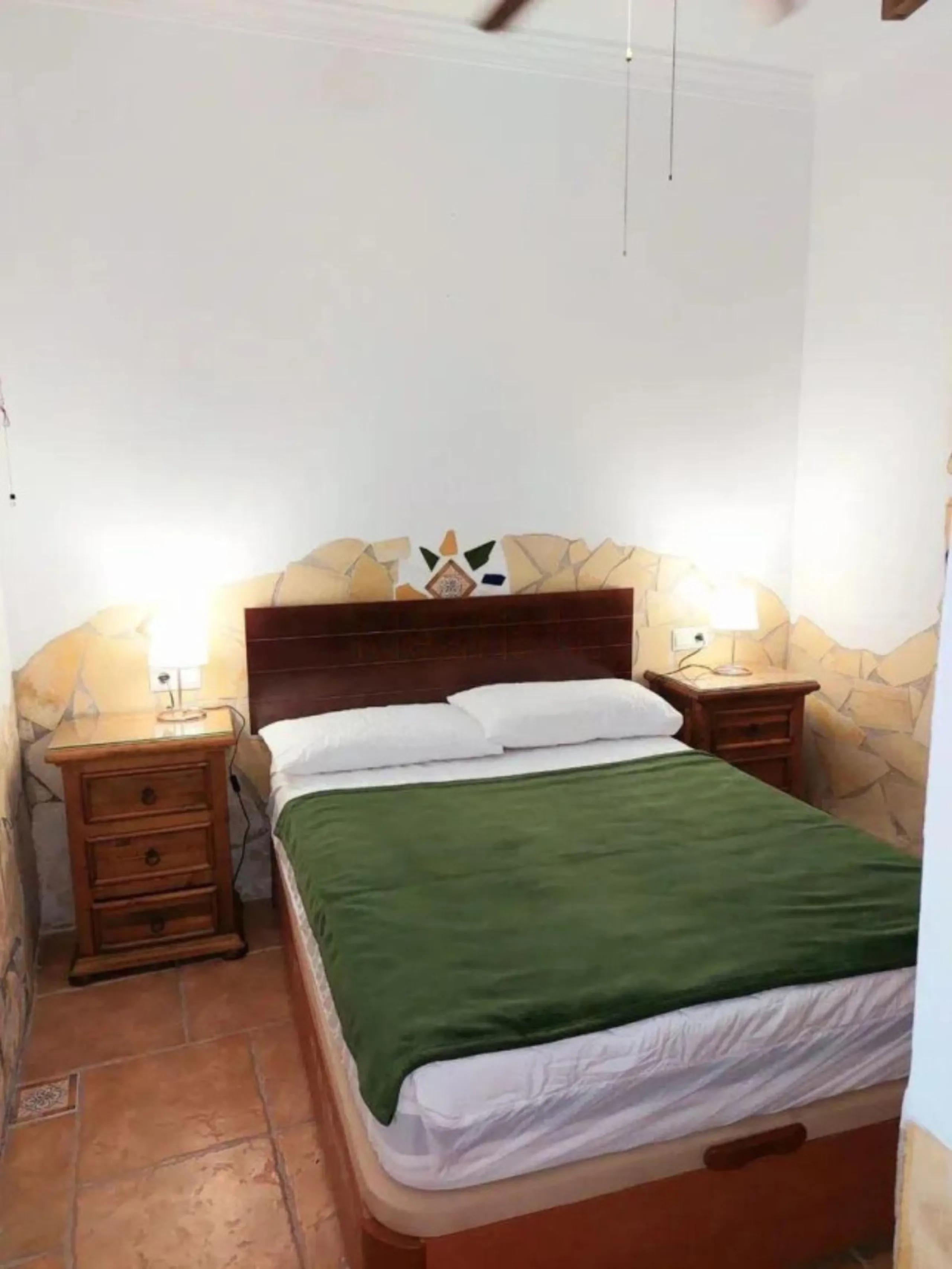 3 storey townhouse divided into 2 separate accommodation.