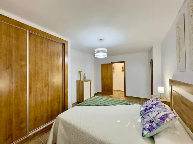 House - Finca - Cortijo в продаже в Coín, Málaga. В доме 4 спален и 2 ванных комнат. Площадь дома 348 м². Площадь участка 24100 м²