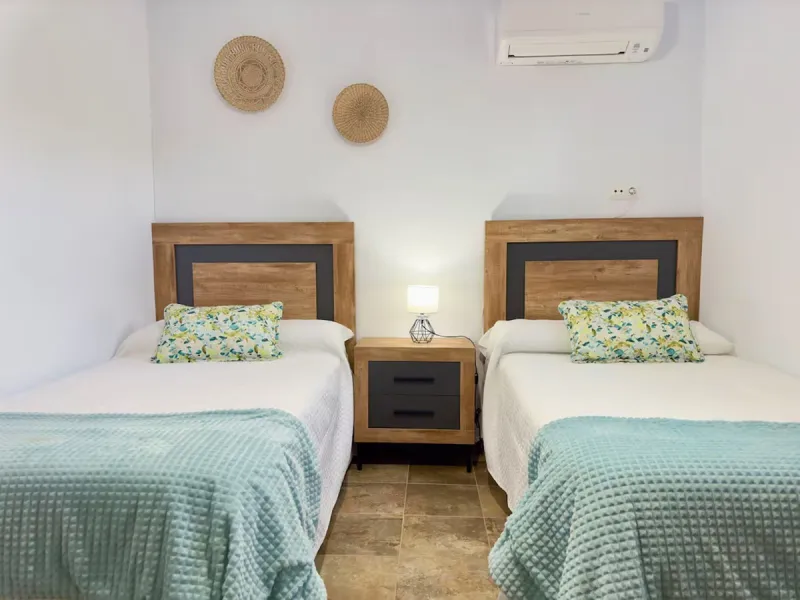 House - Finca - Cortijo в продаже в Coín, Málaga. В доме 4 спален и 2 ванных комнат. Площадь дома 348 м². Площадь участка 24100 м²