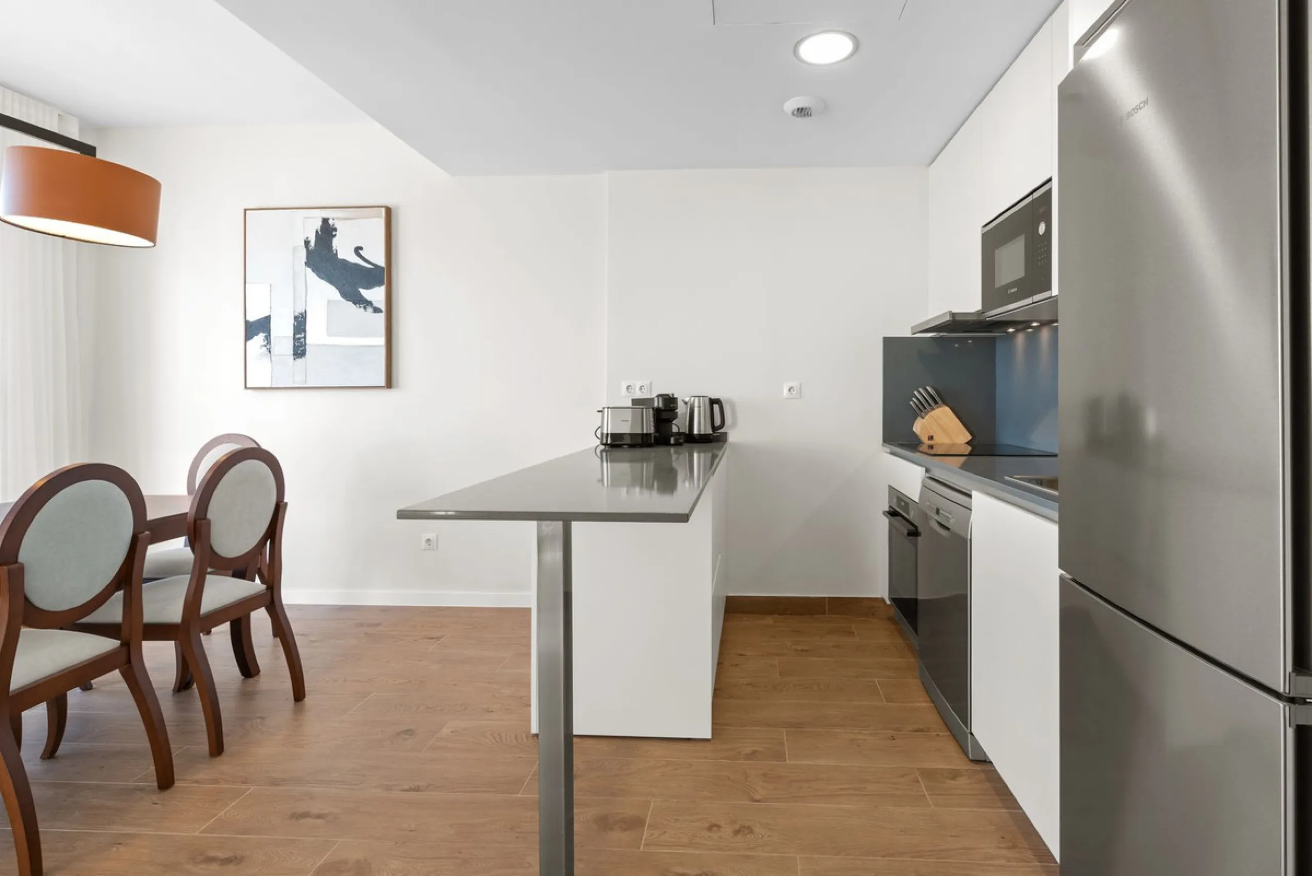 New Penthouse, never been lived in, with Tourist License, ready to rock!