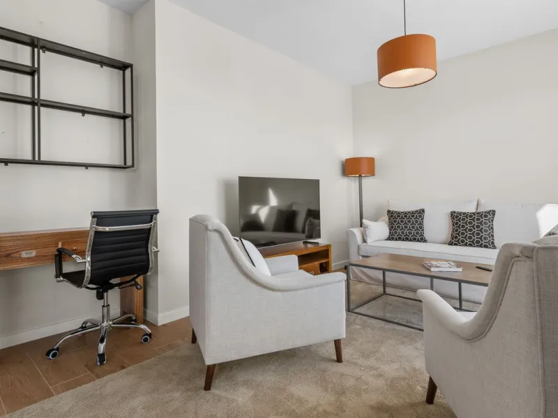 New Penthouse, never been lived in, with Tourist License, ready to rock!