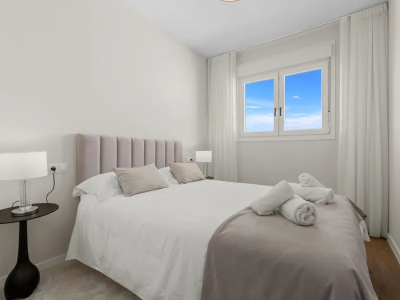 New Penthouse, never been lived in, with Tourist License, ready to rock!
