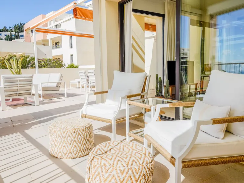 Penthouse with panoramic sea views in Samara – Altos de Los Monteros, Marbella