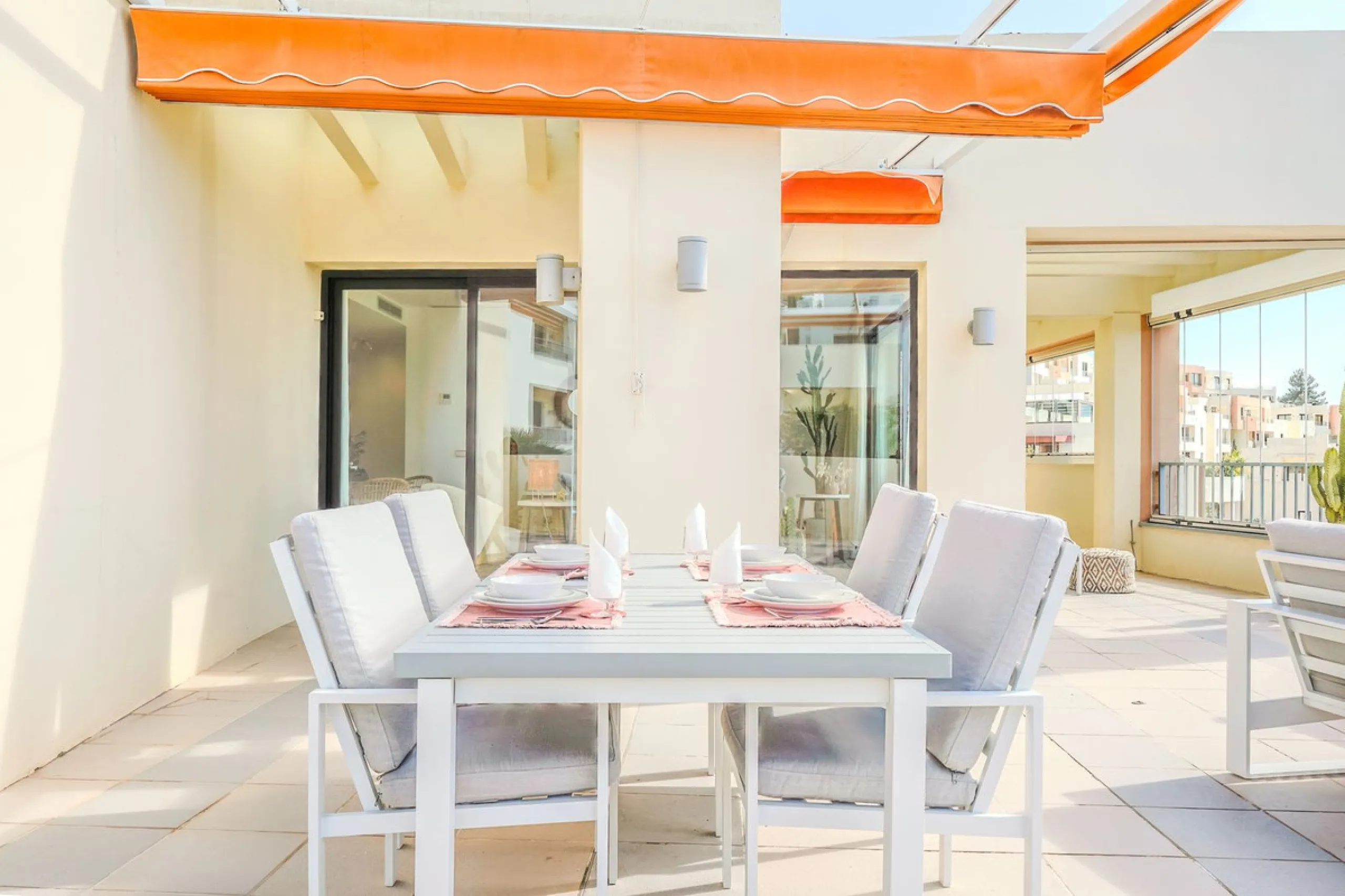 Penthouse with panoramic sea views in Samara – Altos de Los Monteros, Marbella