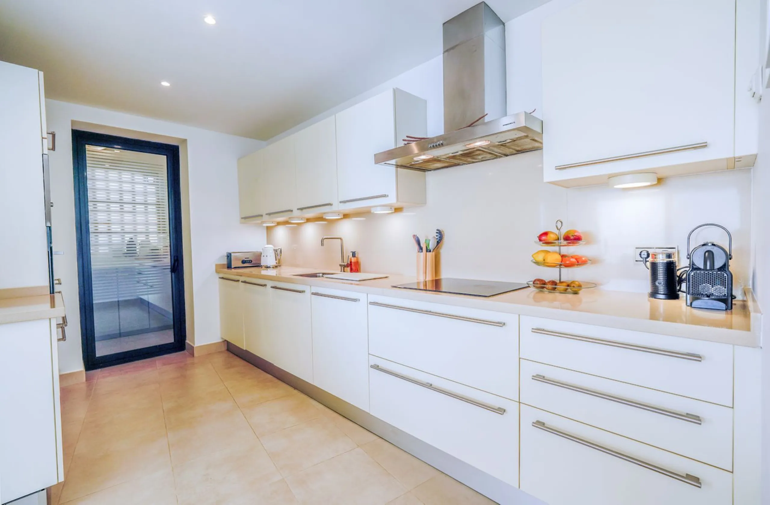 Penthouse with panoramic sea views in Samara – Altos de Los Monteros, Marbella