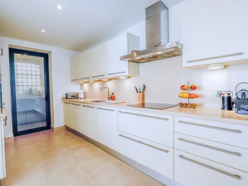 Penthouse with panoramic sea views in Samara – Altos de Los Monteros, Marbella