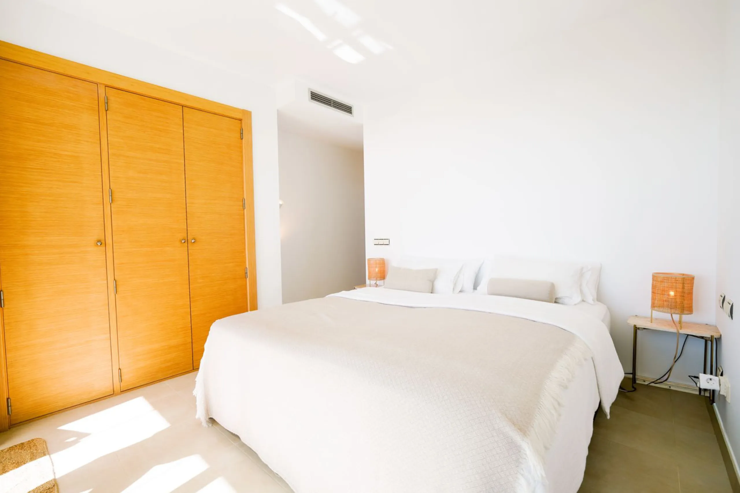 Penthouse with panoramic sea views in Samara – Altos de Los Monteros, Marbella
