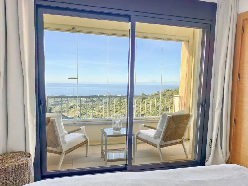 Penthouse with panoramic sea views in Samara – Altos de Los Monteros, Marbella