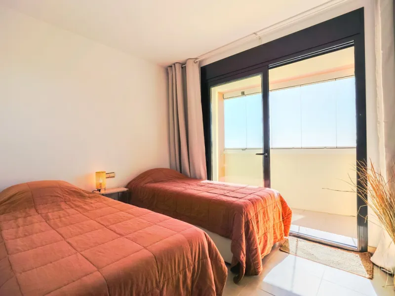 Penthouse with panoramic sea views in Samara – Altos de Los Monteros, Marbella