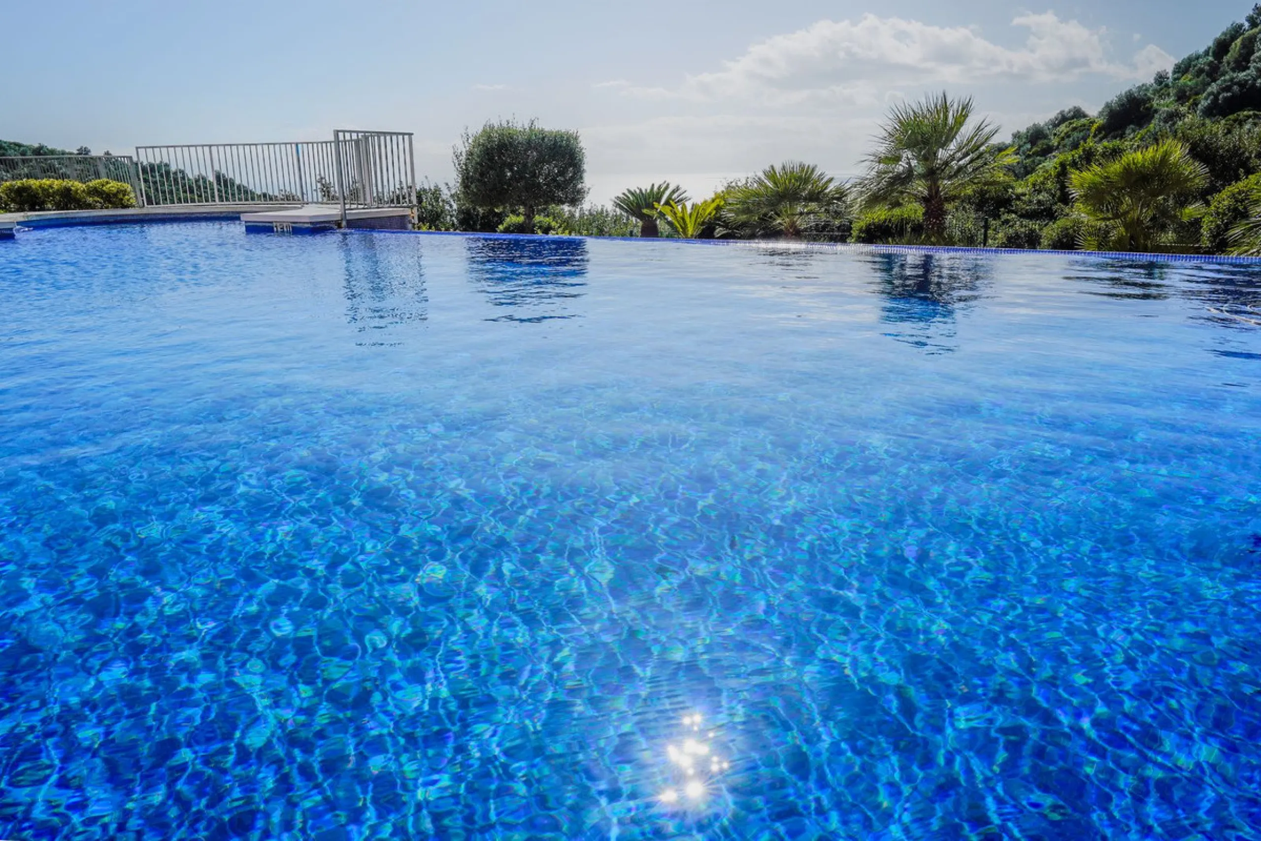 Penthouse with panoramic sea views in Samara – Altos de Los Monteros, Marbella