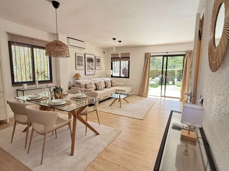 Semi-Detached House for Sale in Calahonda – Newly Renovated