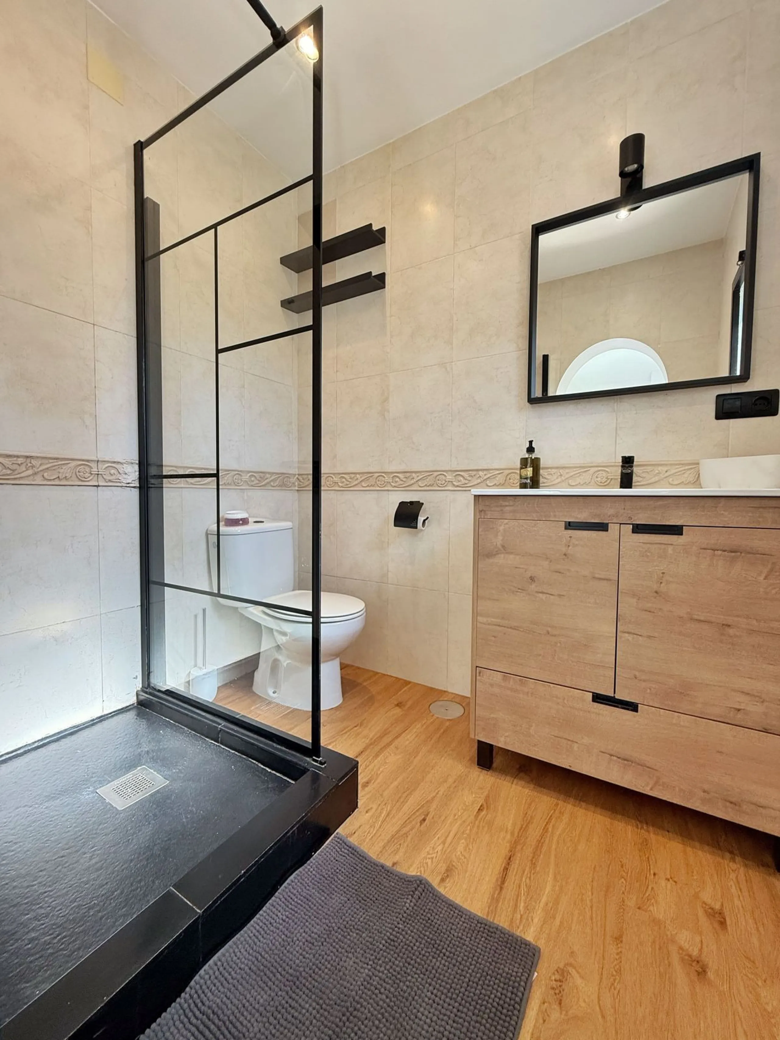 Semi-Detached House for Sale in Calahonda – Newly Renovated