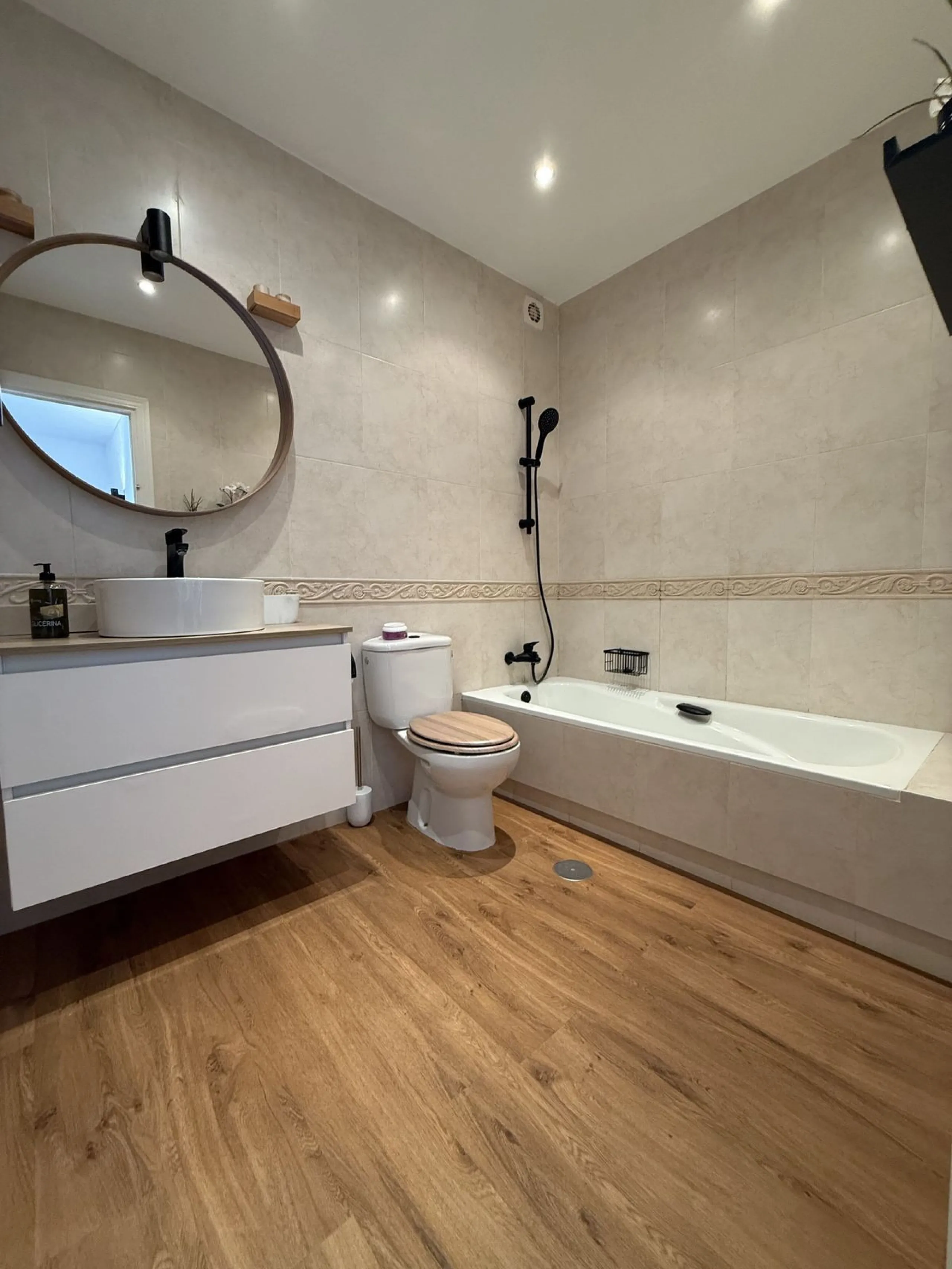 Semi-Detached House for Sale in Calahonda – Newly Renovated