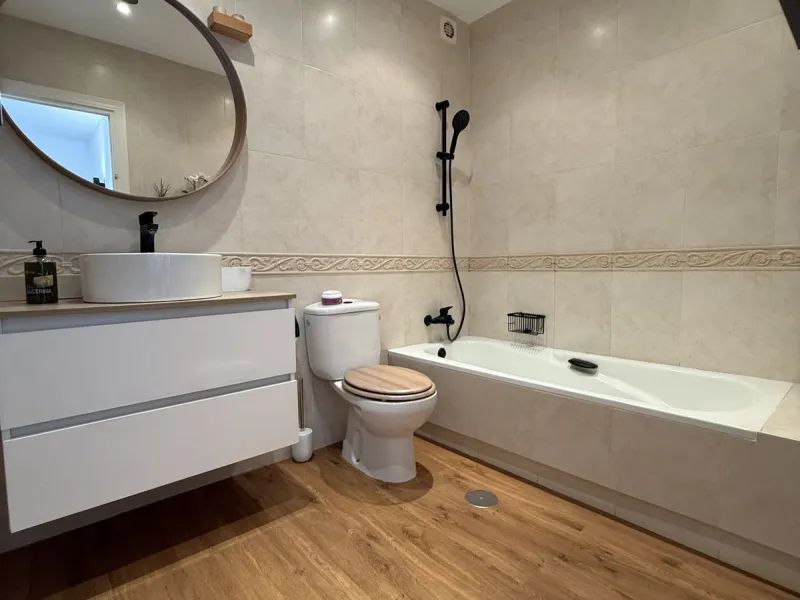 Semi-Detached House for Sale in Calahonda – Newly Renovated