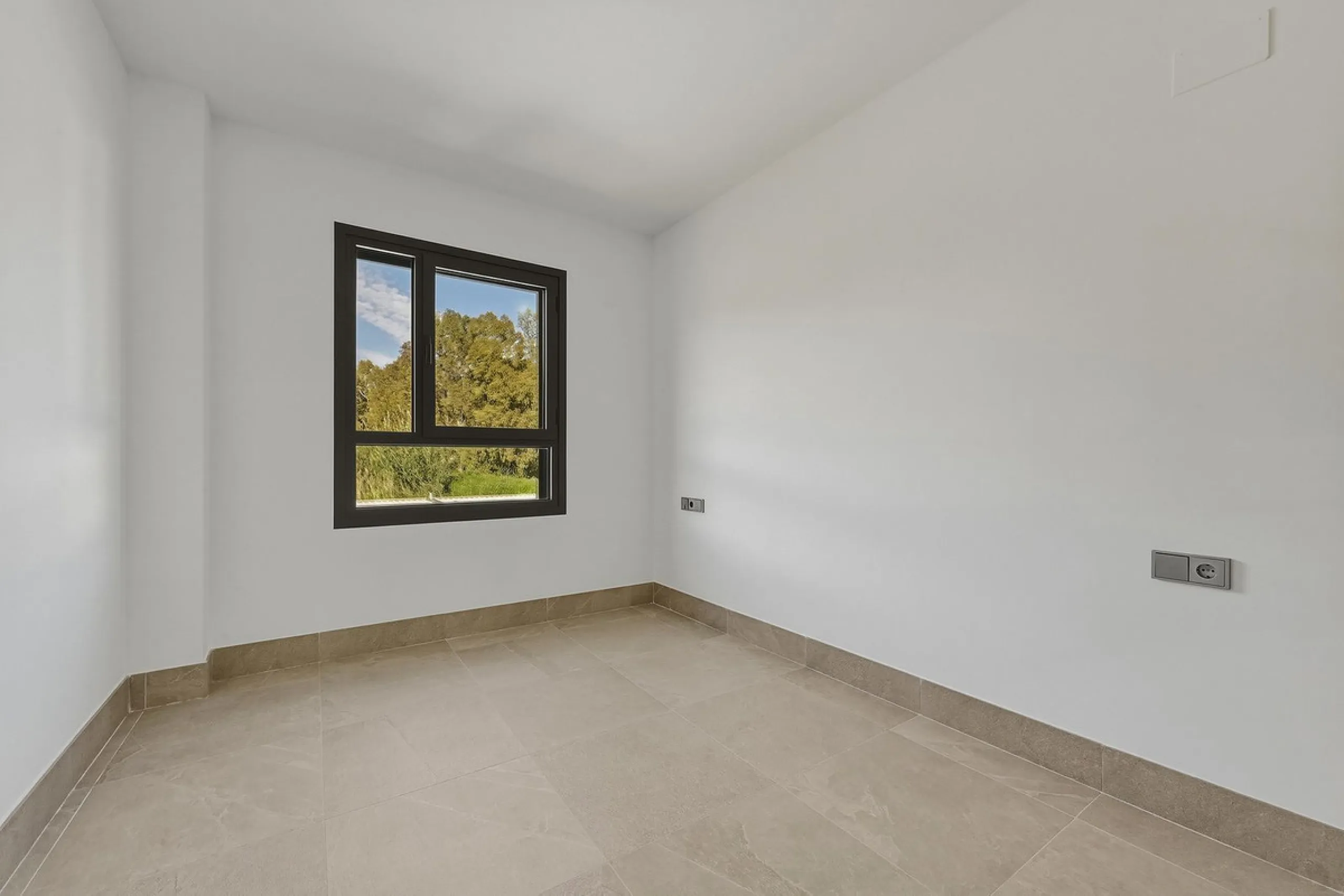 Modern 3-Bedroom Corner Apartment with West Orientation in Casares Beach
