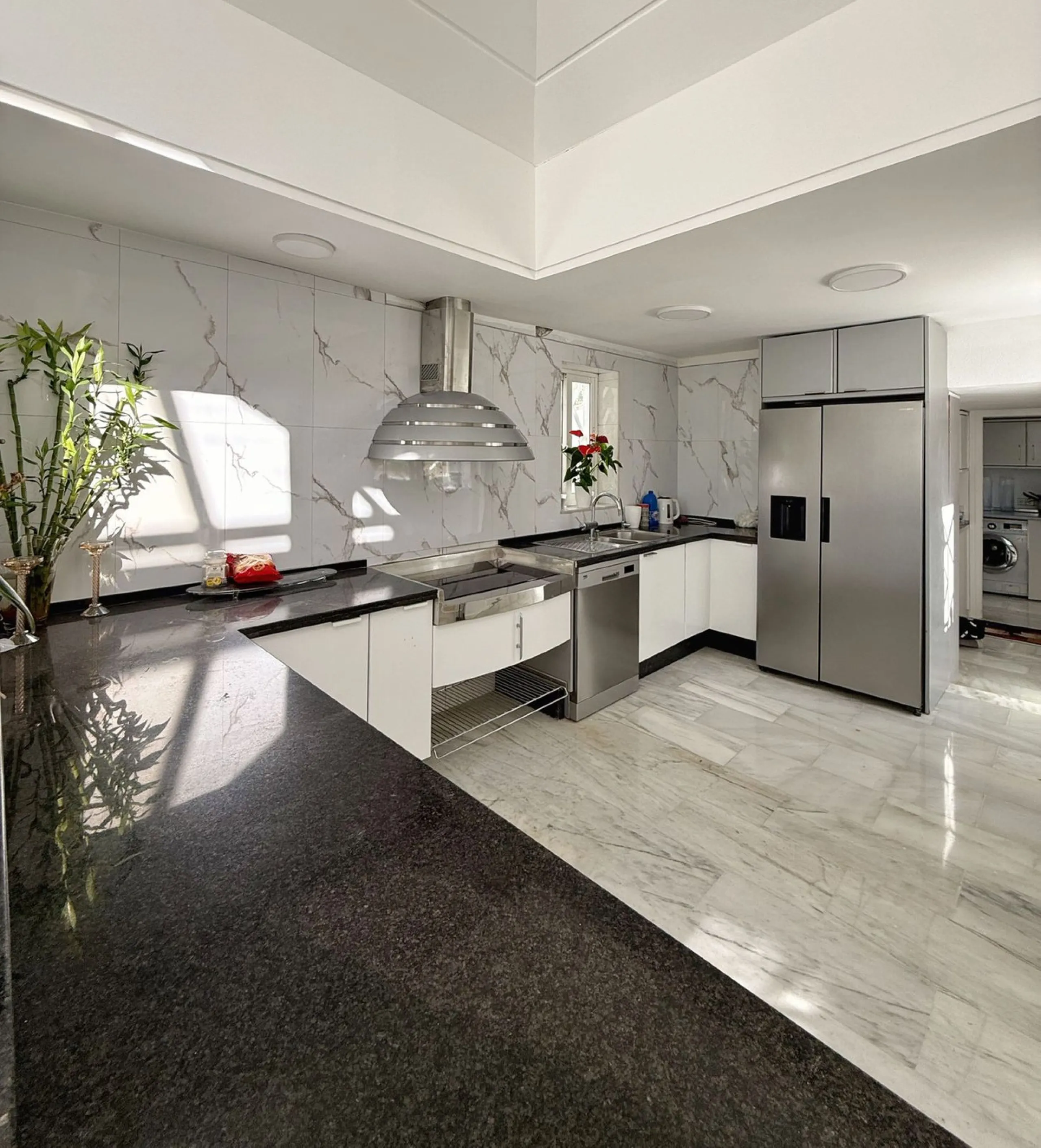 Semi-Detached House for Sale in Calahonda – Sea Views and Southwest Orientation