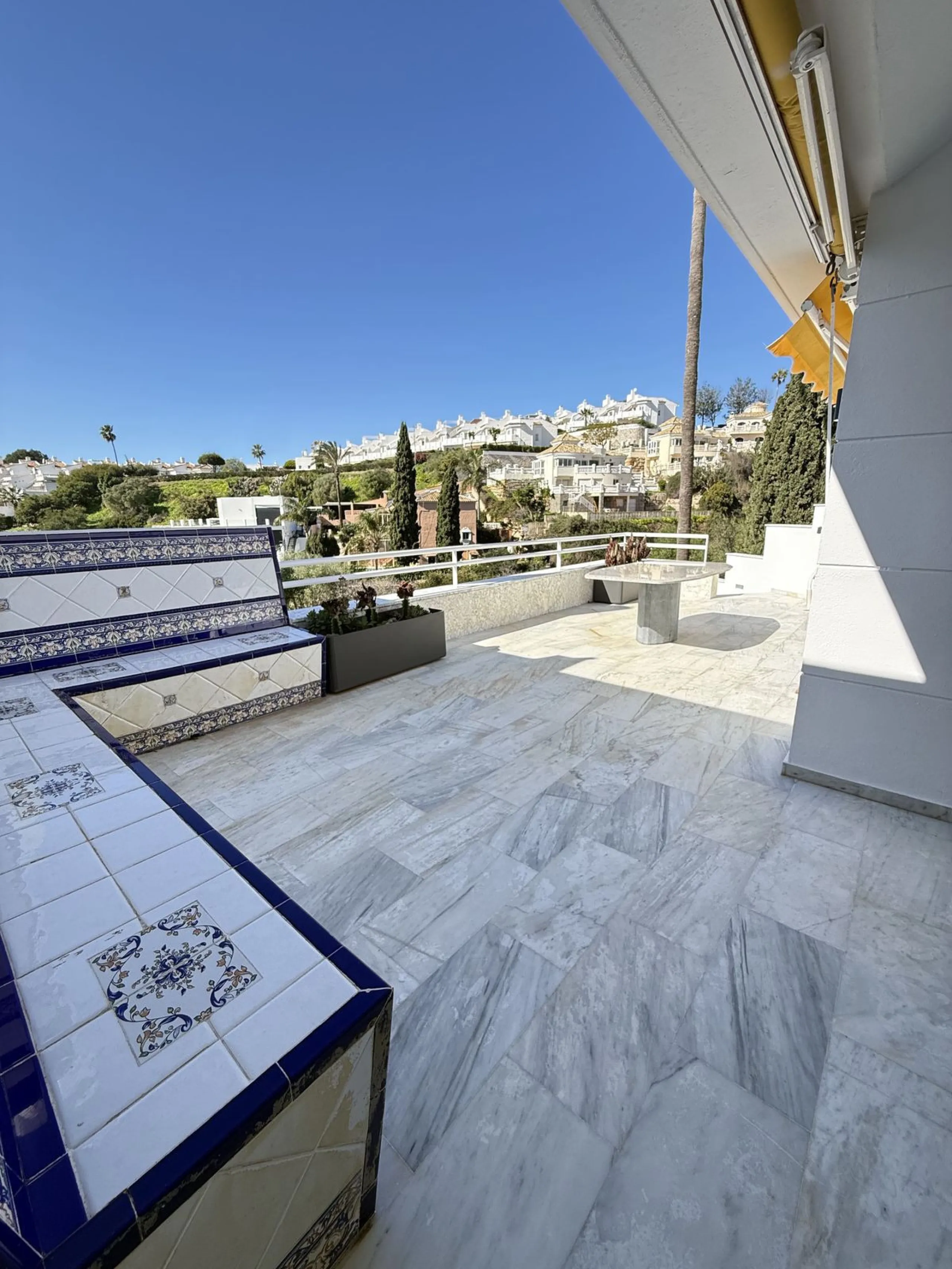 Semi-Detached House for Sale in Calahonda – Sea Views and Southwest Orientation