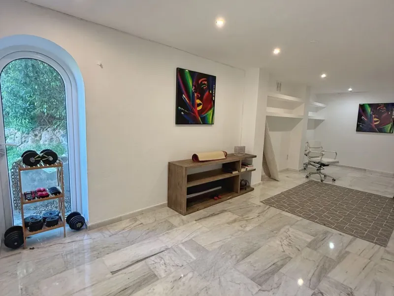 Semi-Detached House for Sale in Calahonda – Sea Views and Southwest Orientation