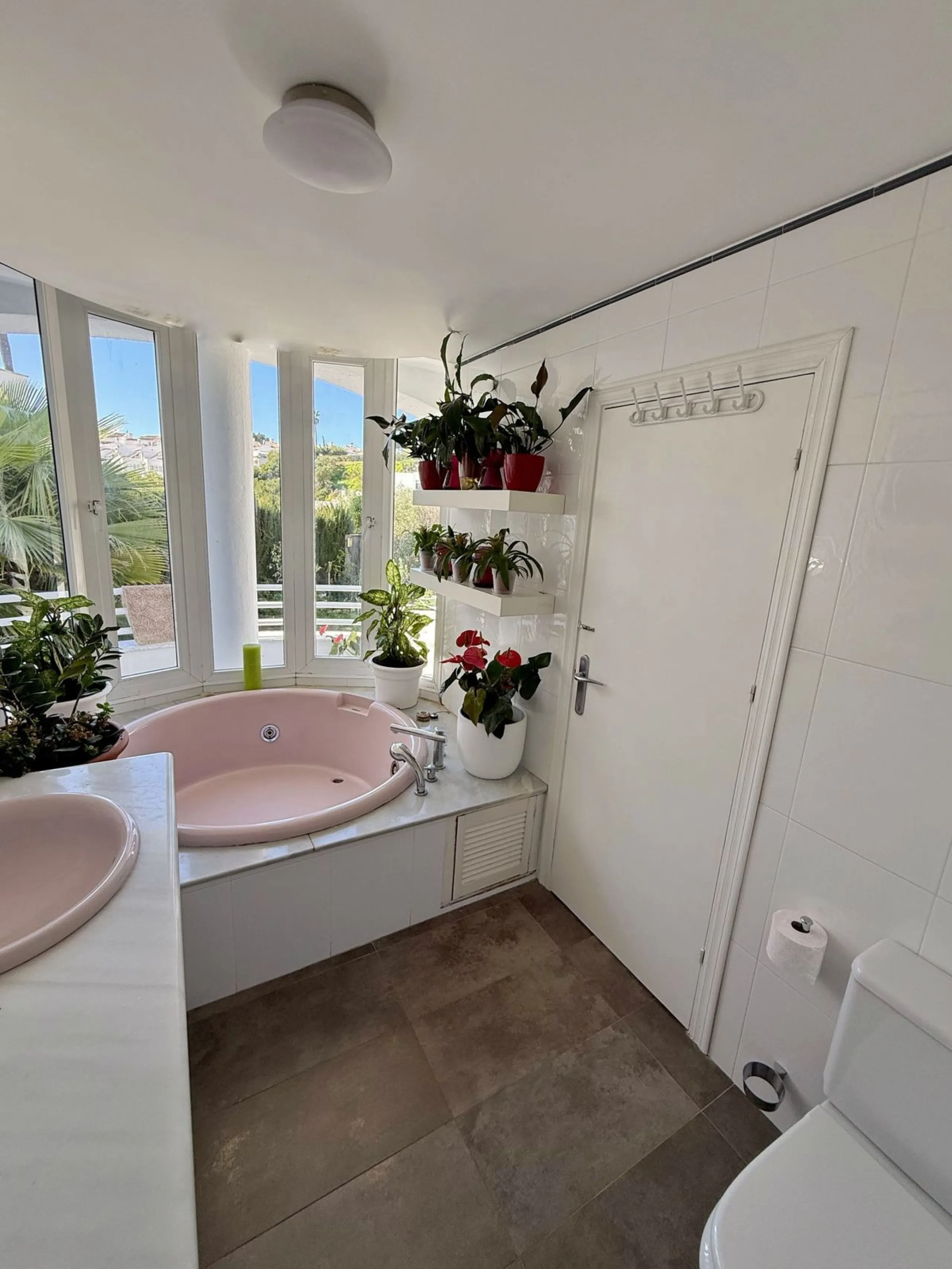Semi-Detached House for Sale in Calahonda – Sea Views and Southwest Orientation