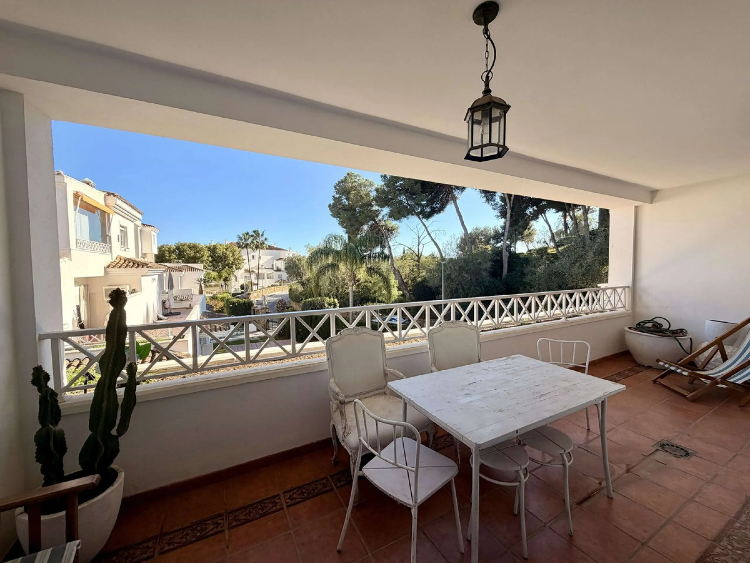 Apartment - Middle Floor Apartment в продаже в Marbella, Málaga. В доме 2 спален и 2 ванных комнат. Площадь дома 109 м²
