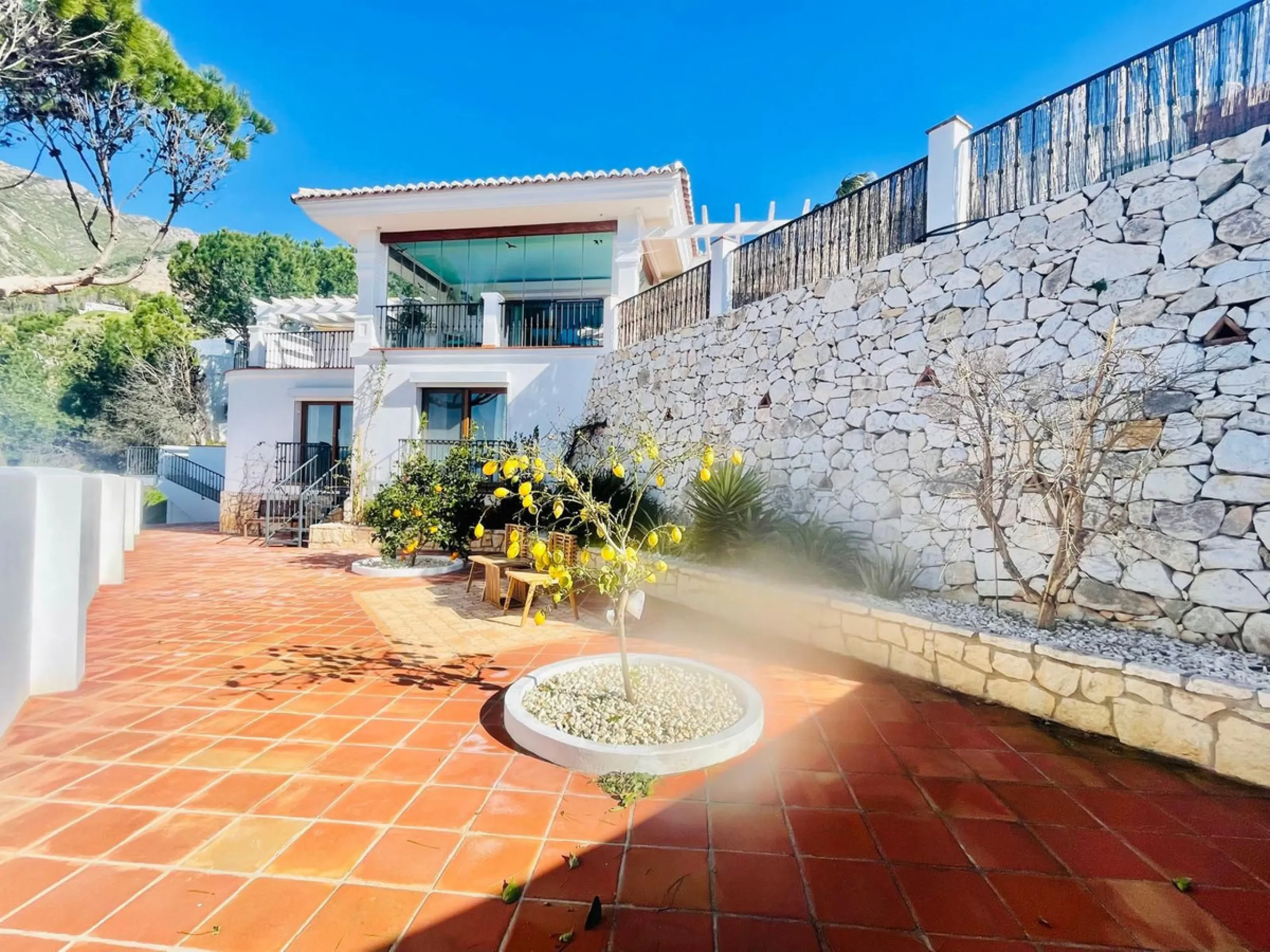 Luxury 4-Bedroom Villa with Guest Apartment & Panoramic Views in Valtocado