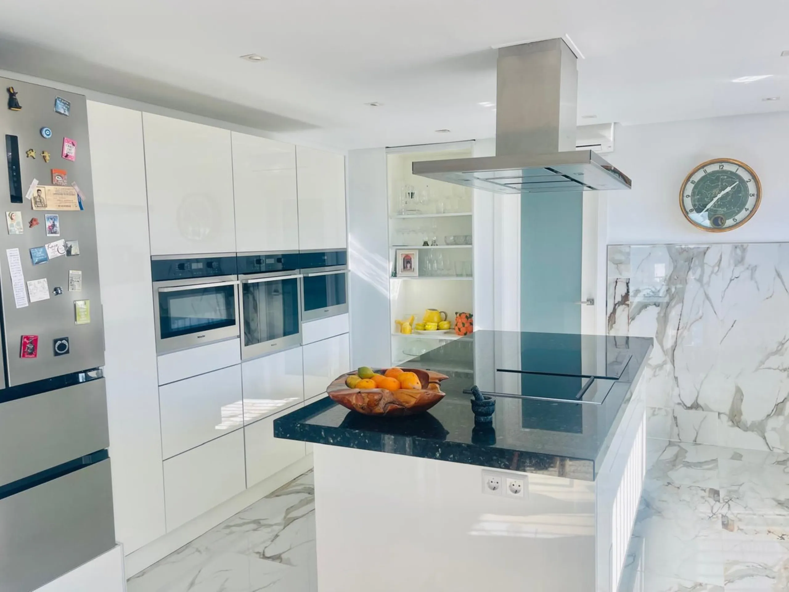 Luxury 4-Bedroom Villa with Guest Apartment & Panoramic Views in Valtocado