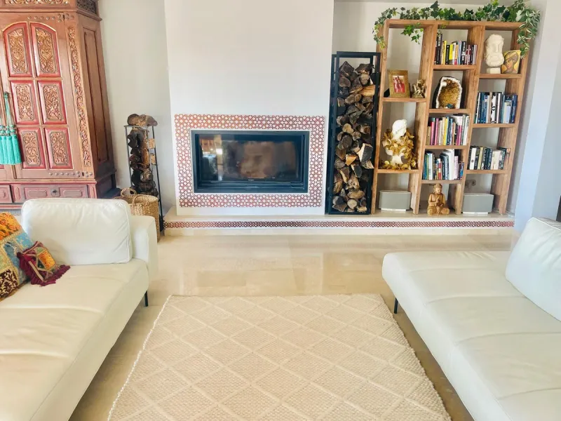 Luxury 4-Bedroom Villa with Guest Apartment & Panoramic Views in Valtocado