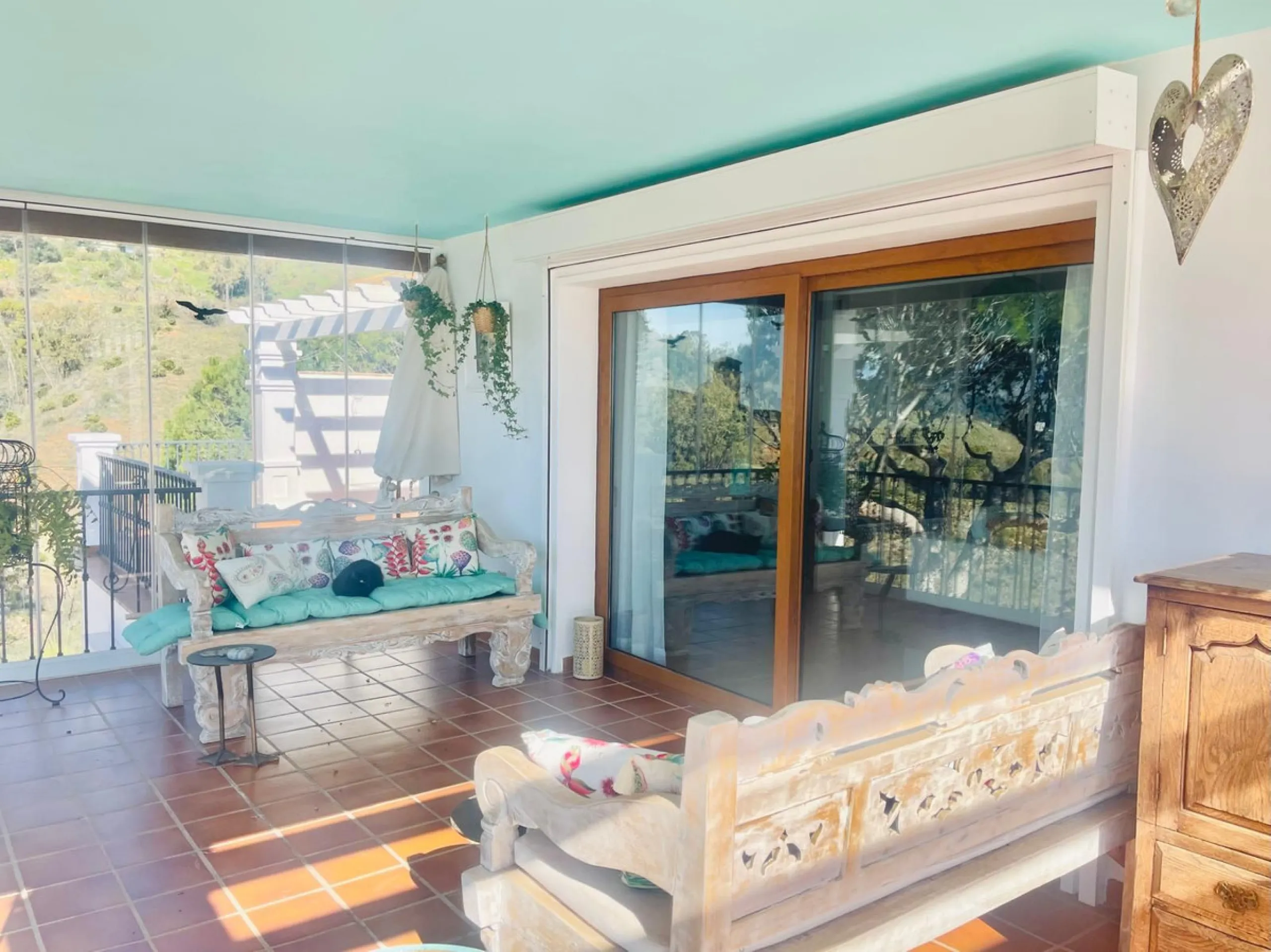 Luxury 4-Bedroom Villa with Guest Apartment & Panoramic Views in Valtocado