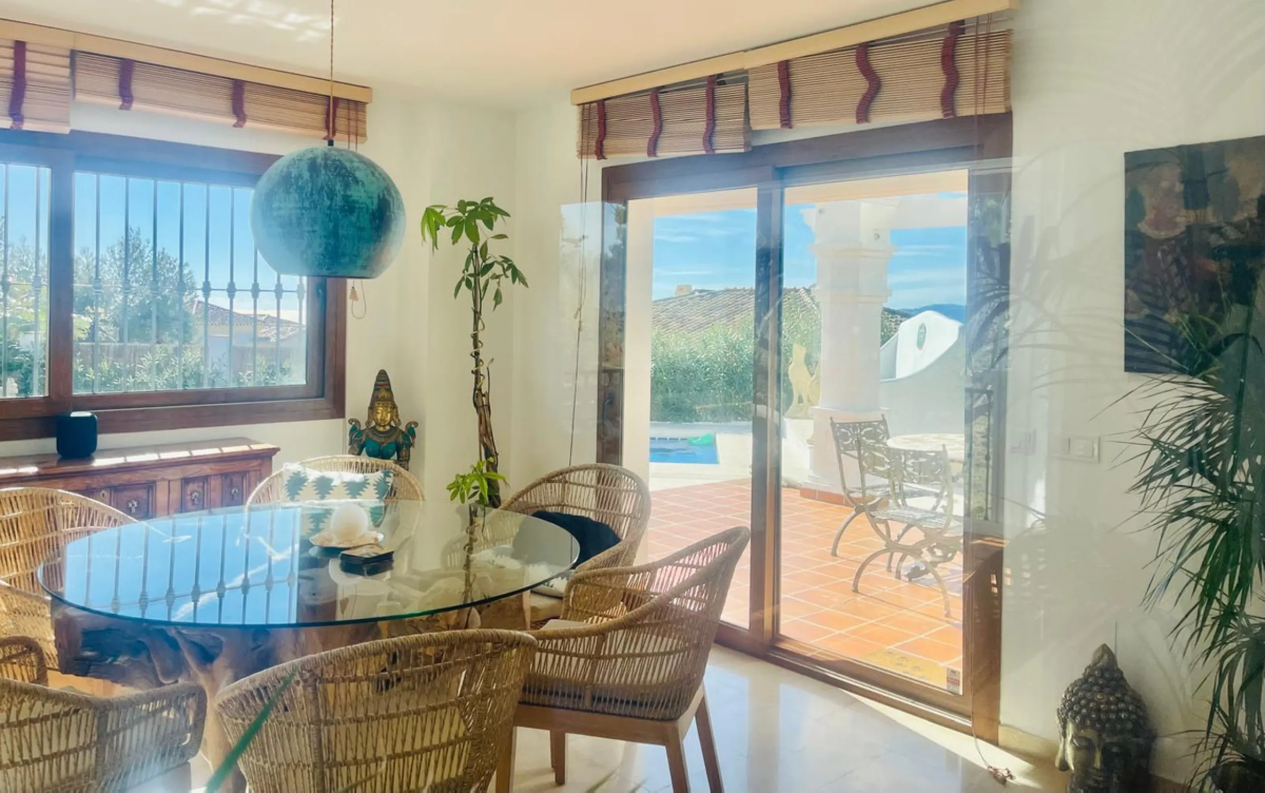 Luxury 4-Bedroom Villa with Guest Apartment & Panoramic Views in Valtocado