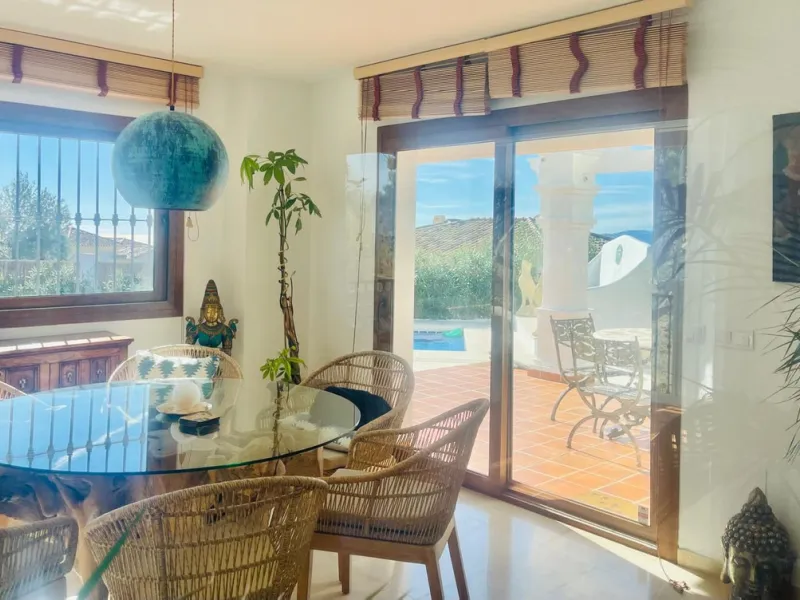 Luxury 4-Bedroom Villa with Guest Apartment & Panoramic Views in Valtocado
