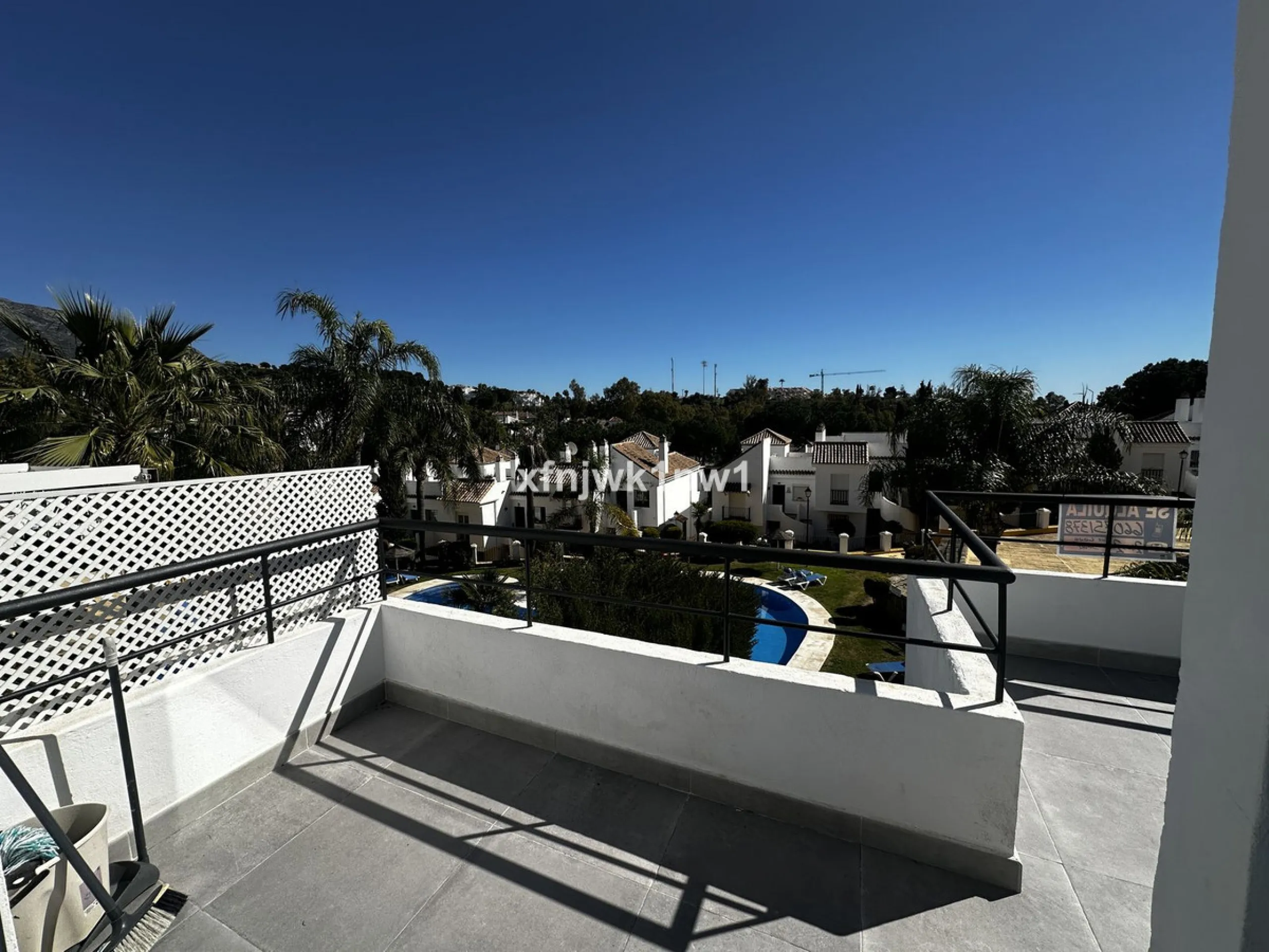 Apartment - Middle Floor Apartment в продаже в Marbella, Málaga. В доме 2 спален и 2 ванных комнат. Площадь дома 106 м²
