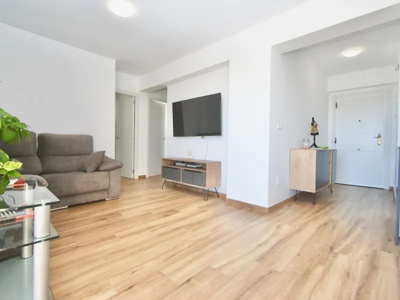 Dream Apartment on the Beachfront – Puerto Marina, Benalmádena