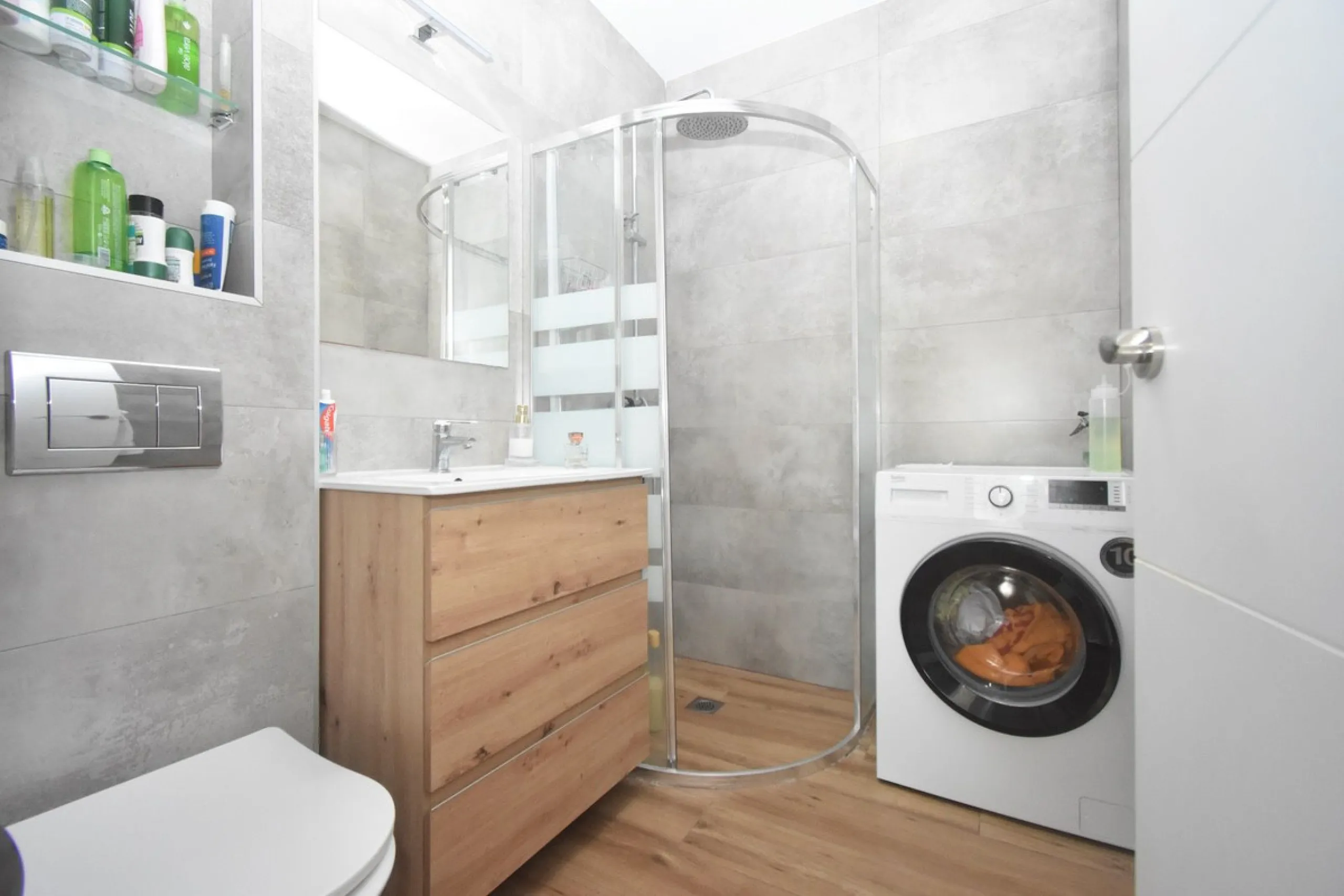 Dream Apartment on the Beachfront – Puerto Marina, Benalmádena