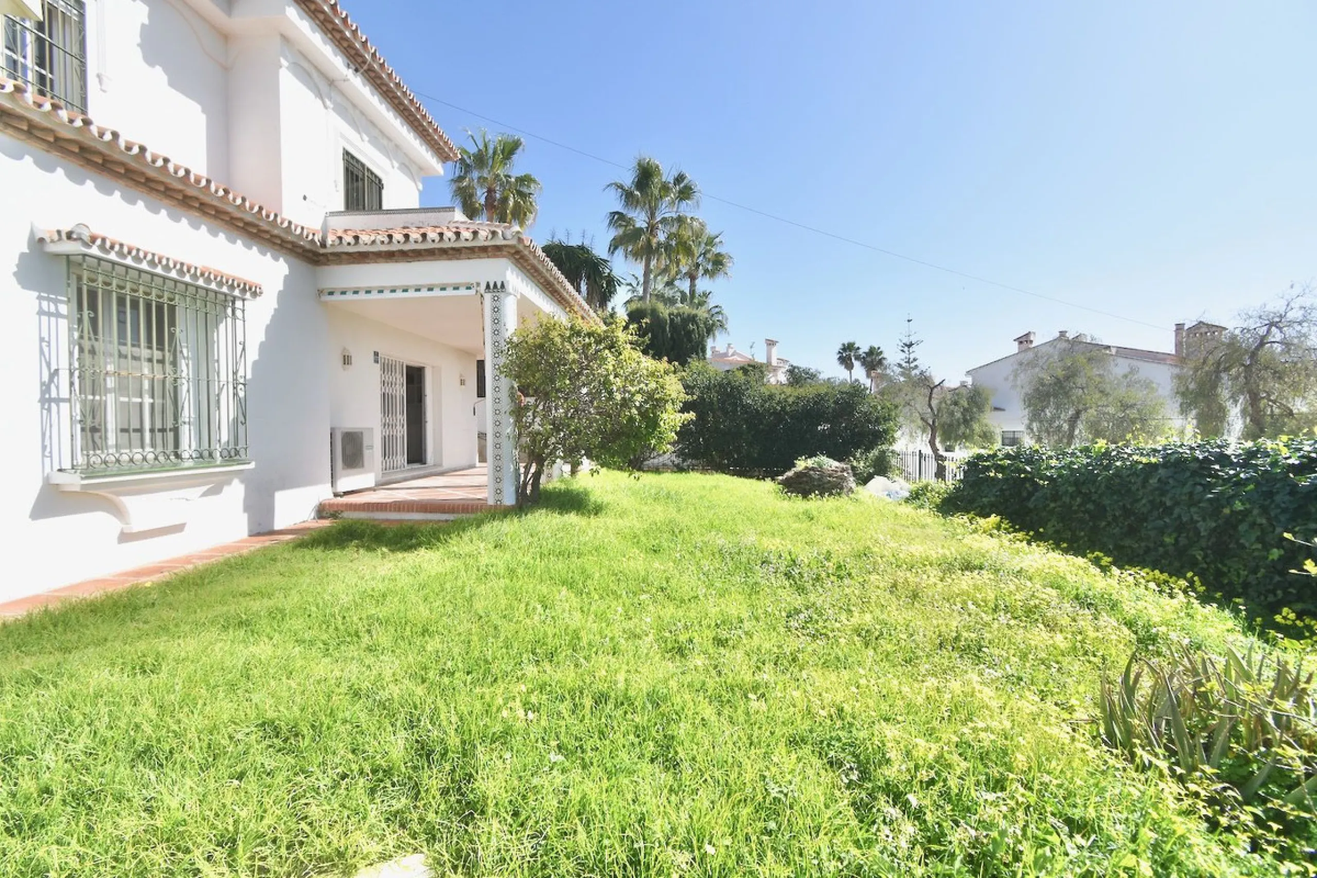 EXCLUSIVE VILLA WITH SEA VIEWS IN TORRENUEVA – LA CALA DE MIJAS