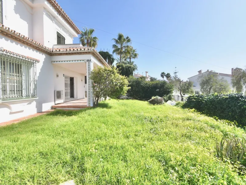 EXCLUSIVE VILLA WITH SEA VIEWS IN TORRENUEVA – LA CALA DE MIJAS