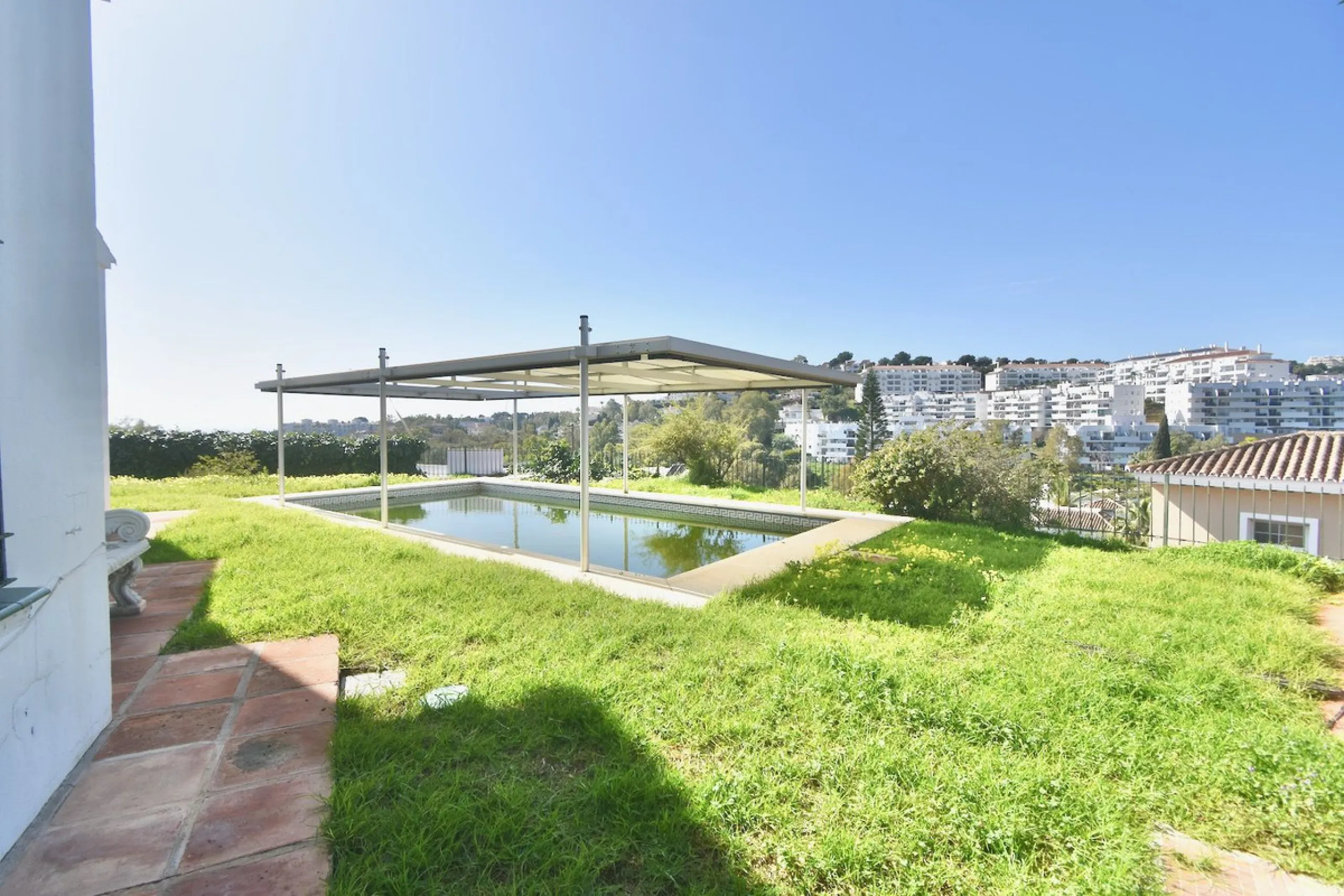 EXCLUSIVE VILLA WITH SEA VIEWS IN TORRENUEVA – LA CALA DE MIJAS