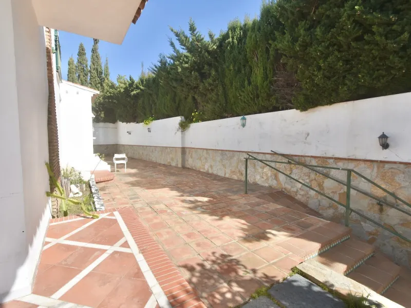 EXCLUSIVE VILLA WITH SEA VIEWS IN TORRENUEVA – LA CALA DE MIJAS