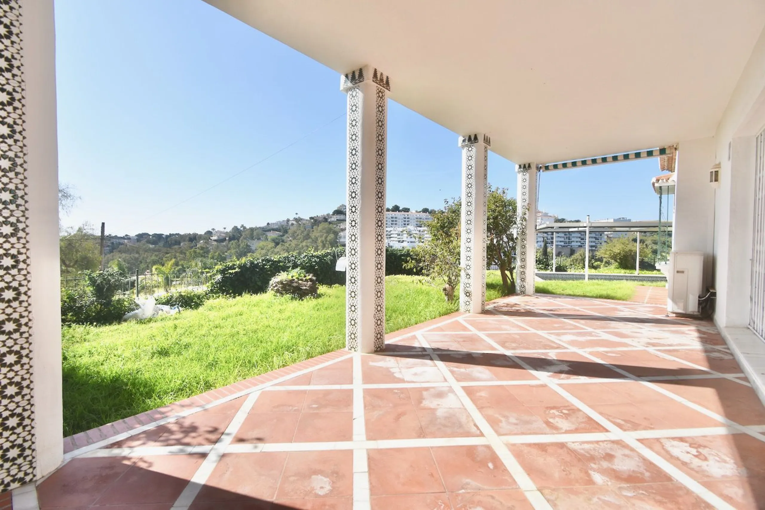 EXCLUSIVE VILLA WITH SEA VIEWS IN TORRENUEVA – LA CALA DE MIJAS