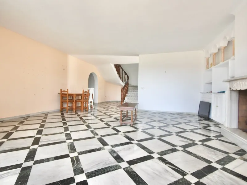EXCLUSIVE VILLA WITH SEA VIEWS IN TORRENUEVA – LA CALA DE MIJAS