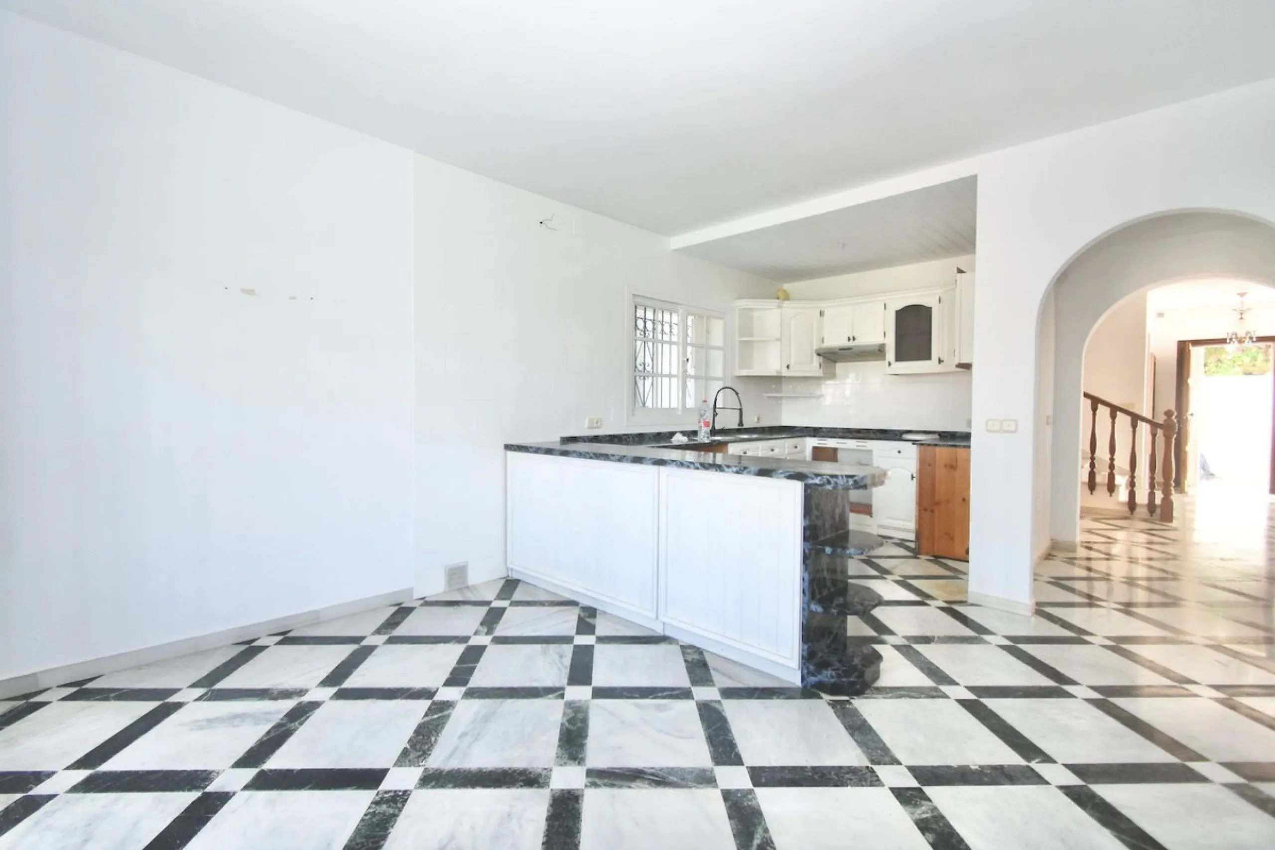EXCLUSIVE VILLA WITH SEA VIEWS IN TORRENUEVA – LA CALA DE MIJAS