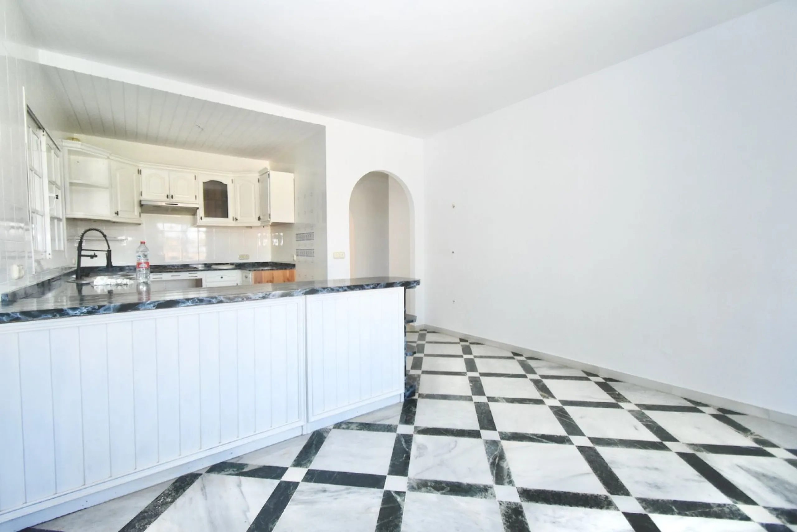 EXCLUSIVE VILLA WITH SEA VIEWS IN TORRENUEVA – LA CALA DE MIJAS