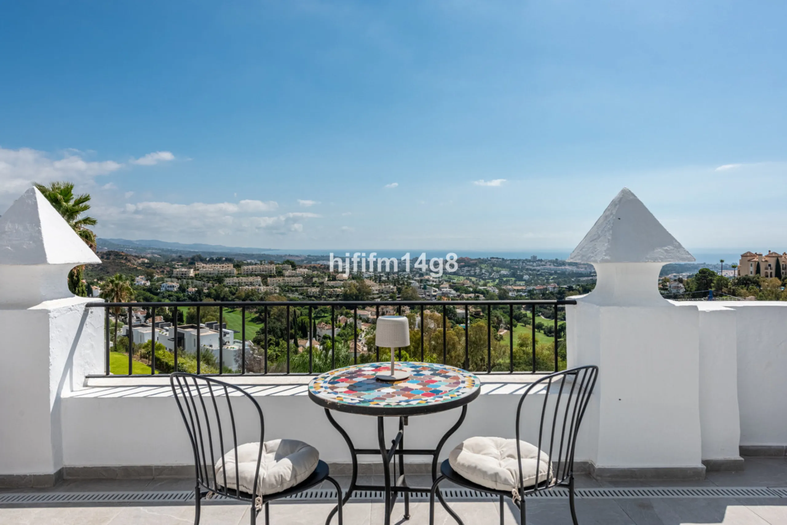 Discover a stunning apartment with the charm and feel of a townhouse in the exclusive Las Colinas de Marbella. This exceptional property, with a total of 241m² (152m² interior plus 89m² of terraces), combines space, natural light, and panoramic views, off