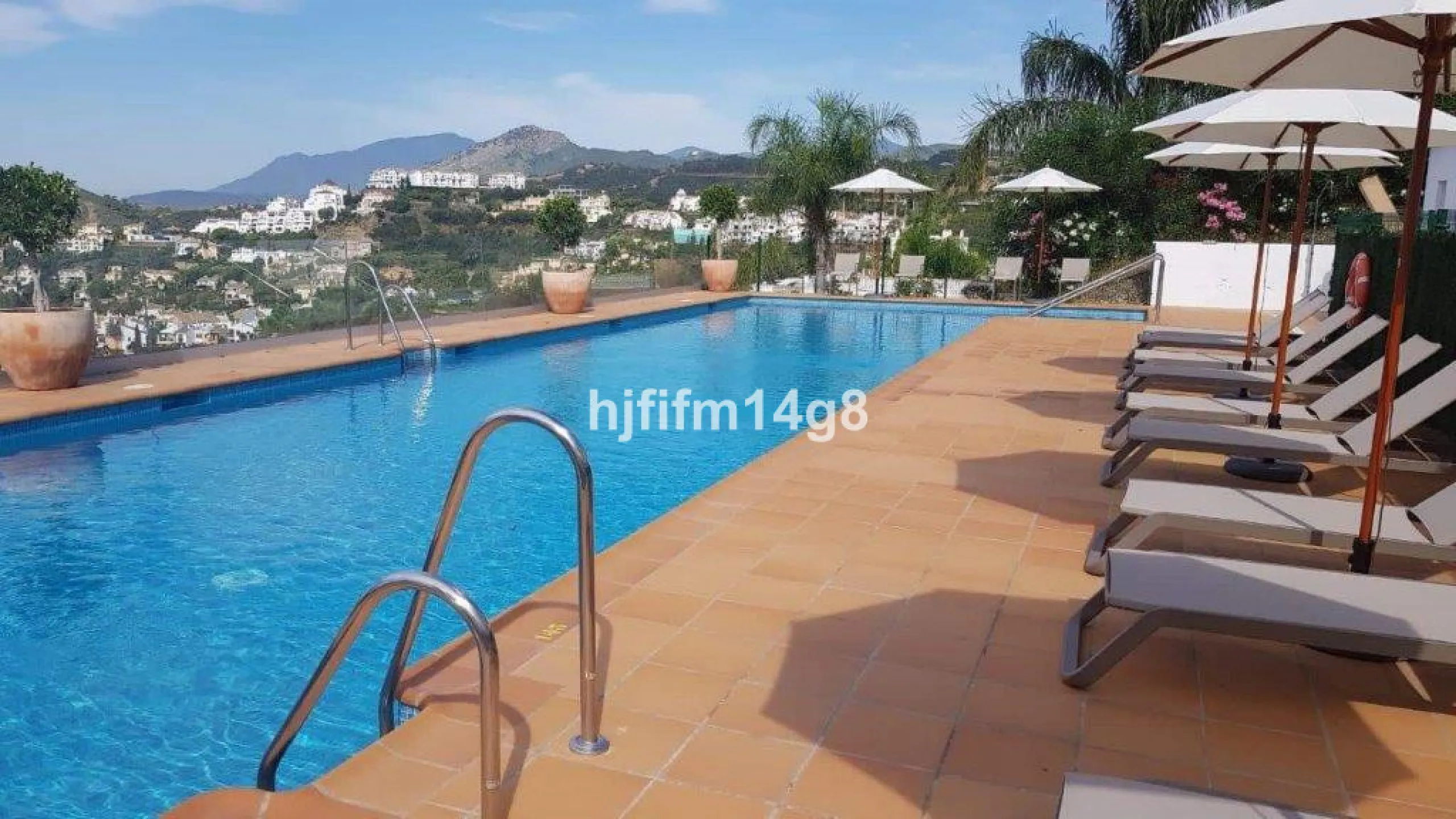 Discover a stunning apartment with the charm and feel of a townhouse in the exclusive Las Colinas de Marbella. This exceptional property, with a total of 241m² (152m² interior plus 89m² of terraces), combines space, natural light, and panoramic views, off