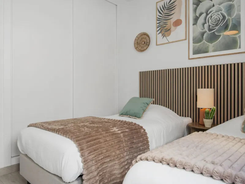 Spacious new-build apartment in the center of Estepona – Within walking distance of the beach and amenities