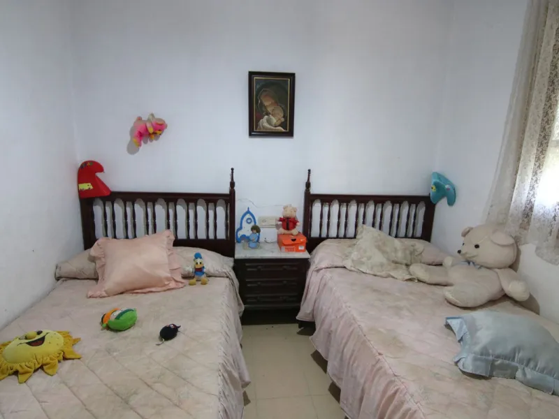 RUSTIC HOUSE AND PLOT IN SIERRA GORDA