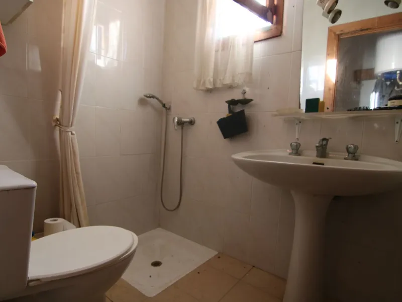 RUSTIC HOUSE AND PLOT IN SIERRA GORDA