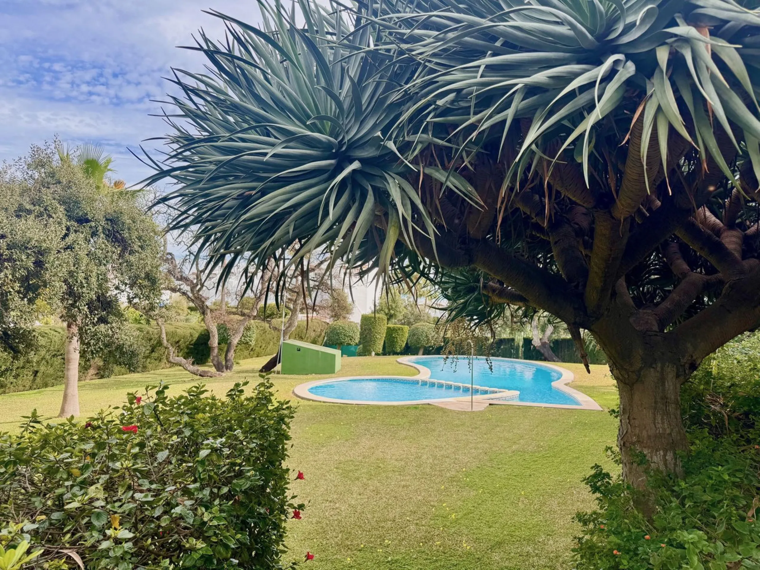 Apartment - Top Floor Apartment в продаже в Mijas, Málaga. В доме 2 спален и 1 ванных комнат. Площадь дома 82 м²