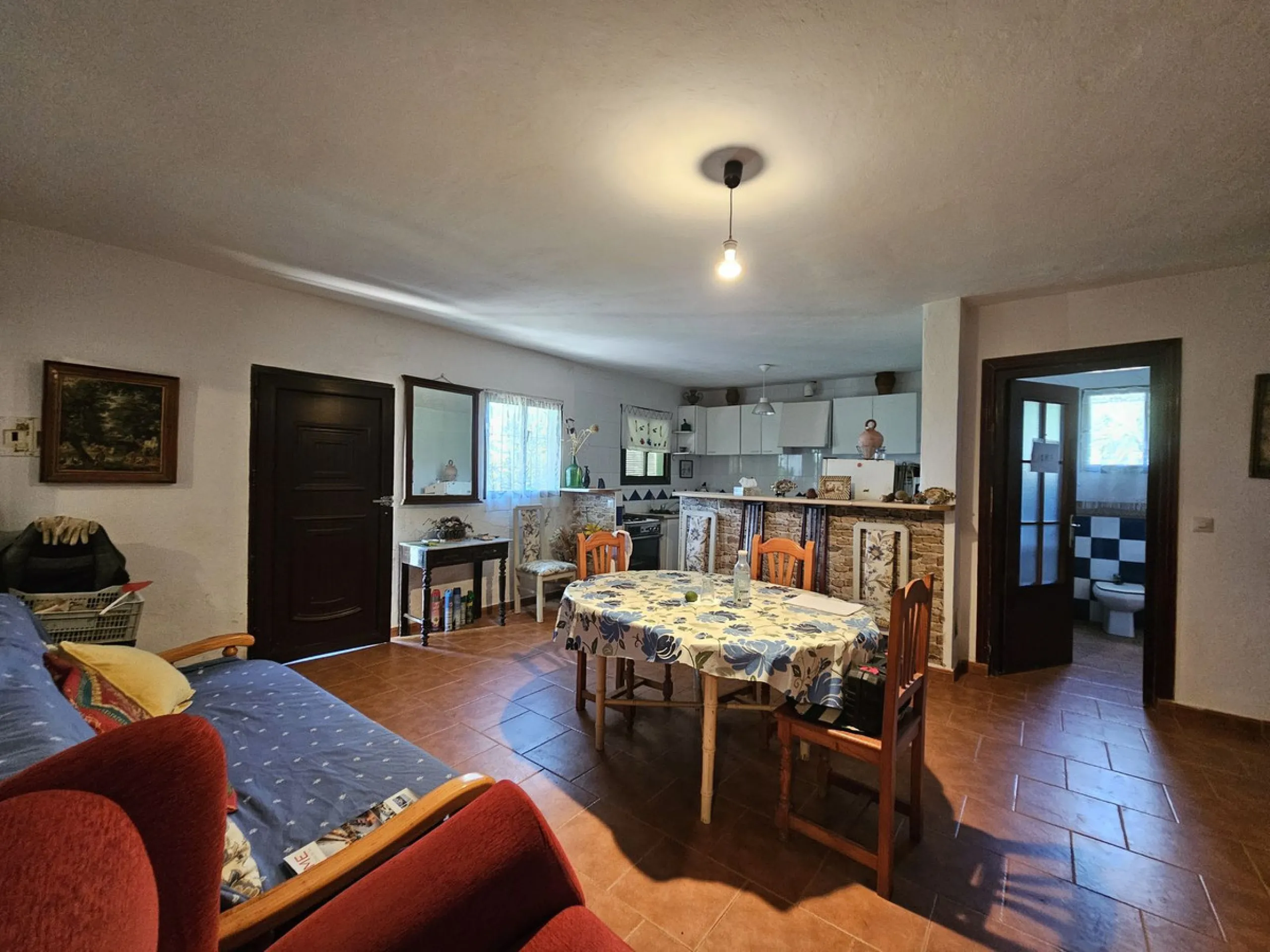 ***Special listing *** Do you dream to live off grid on the costa del sol, close to the sea, but in the mountains? This property is located in the mouth of el canuto, a beautiful nature reserve in casares malaga, very good for hiking, climbing, bird watch